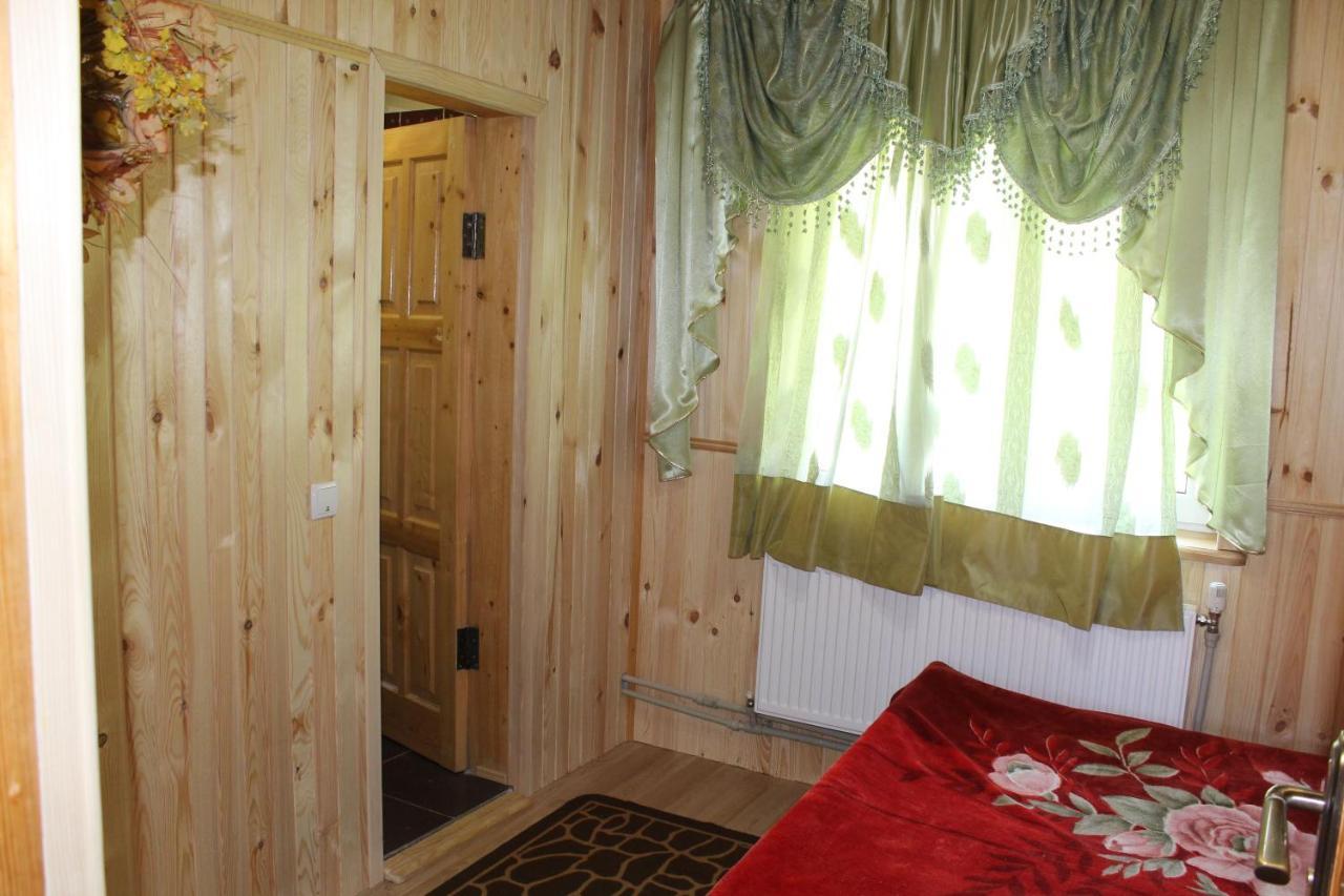 Котедж "Карпатський Краєвид" Yaremche Exterior foto