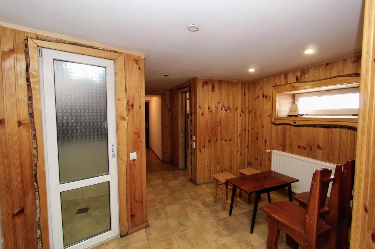 Котедж "Карпатський Краєвид" Yaremche Exterior foto